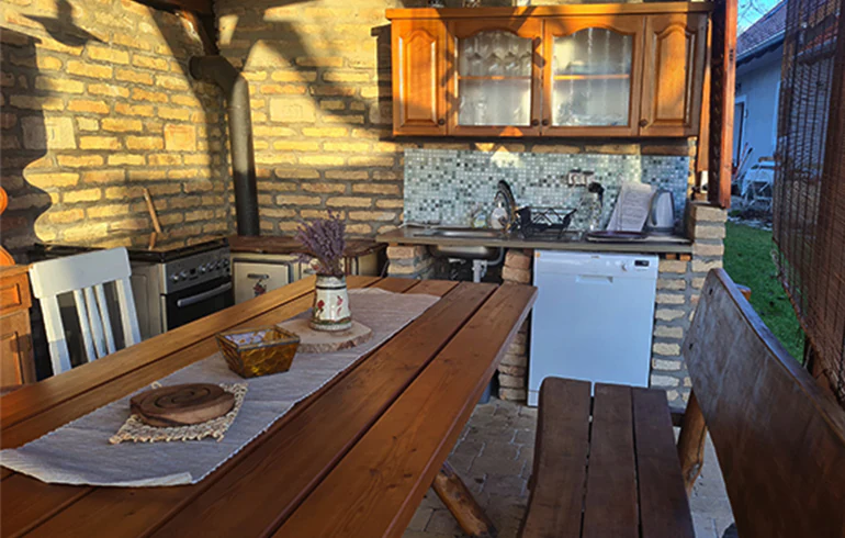 TELJES HÁZ apartman 01